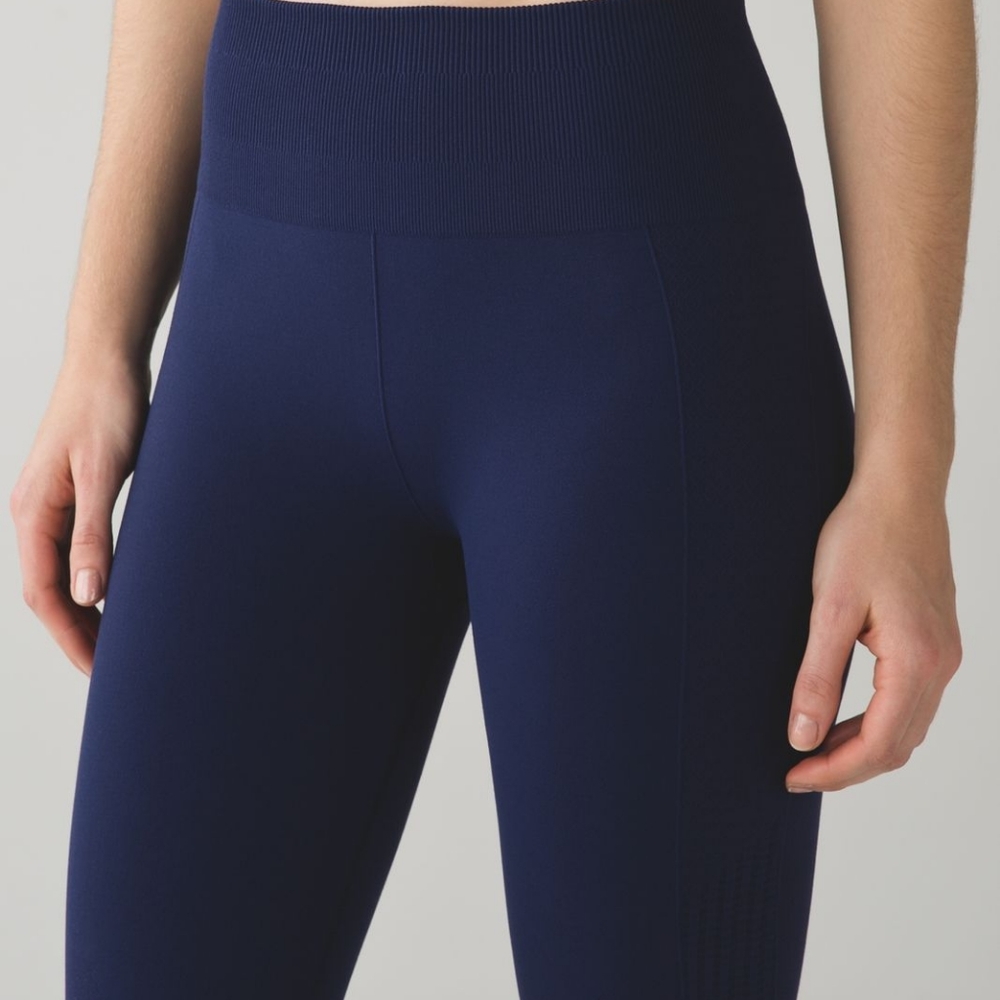 🌞Lululemon Flow & Go Tight Hero Blue - Picture 8 of 13